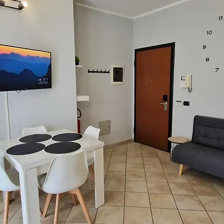 Bilocale Con Terrazzo Milano-forum-m2-humanitas E Wifi Apartment