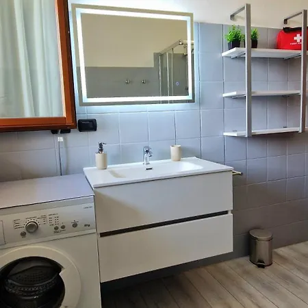Apartment Bilocale Con Terrazzo Milano-forum-m2-humanitas E Wifi *
